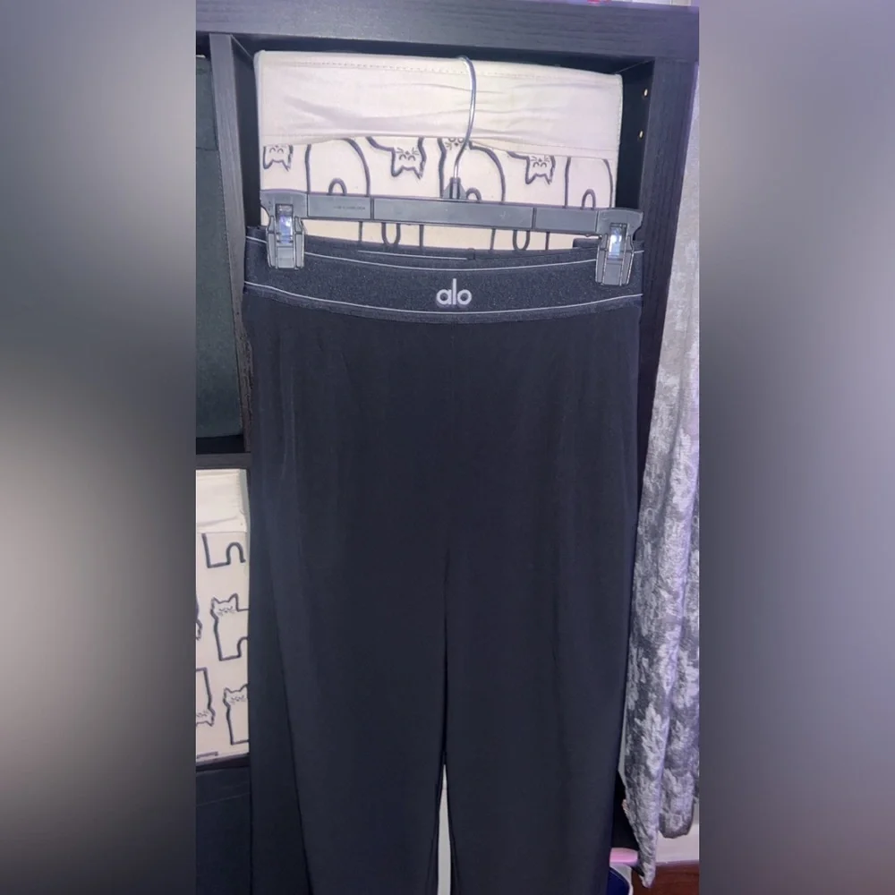 Alo Yoga Suit Up Trouser (regular) size large